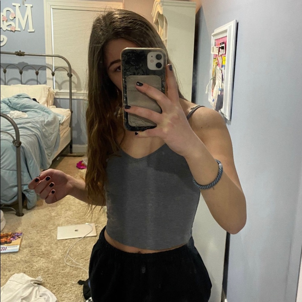 Gray tank top